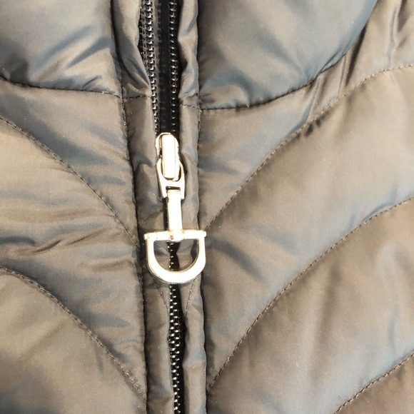 Ariat Equestrian Quilted Sleeveless Vest, Size XS, Dark Gray - Picture 10 of 11